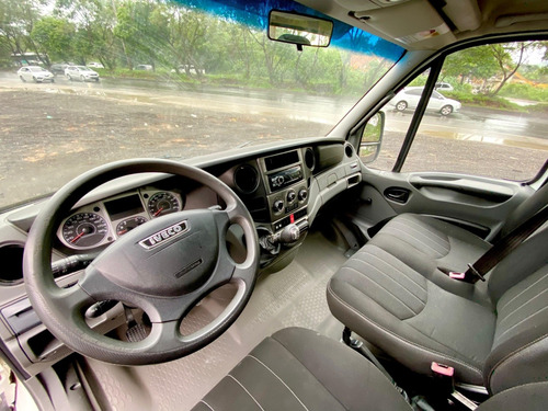 Iveco Daily 35s14 Chassi Cabine Turbo Intercooler Diesel 2p