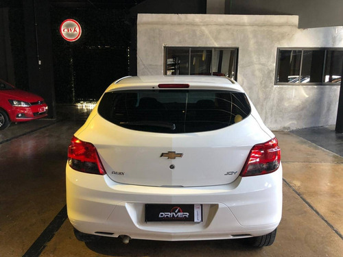 Imagem 11 de 12 de Chevrolet Onix 1.0 Mpfi Joy 8v Flex 4p Manual