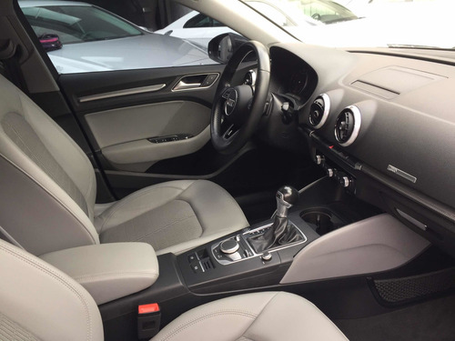 Imagen 10 de 15 de Audi A3 2017 2.0 L Select At Dsg
