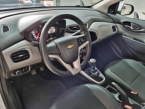Chevrolet Onix ONIX 1.0 MPFI LT 8V FLEX MANUAL