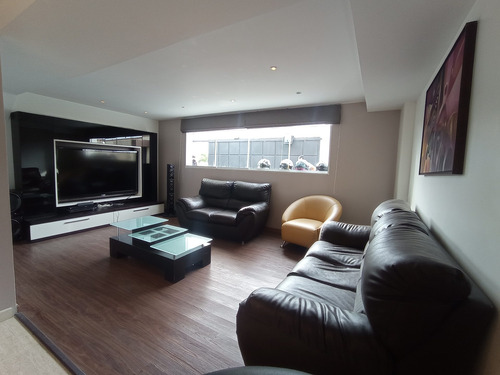 Imagen 8 de 30 de Vendo Casa 400m2 5h/7b/6p Colinas De Vista Alegre 0666