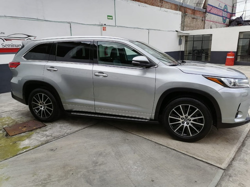 Imagen 4 de 15 de Toyota Highlander Ltd. Blu-ray V6, Trans. Aut. Rin Alum. 19