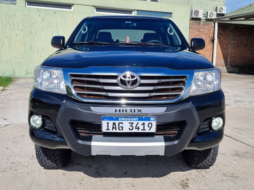 Imagen 3 de 21 de Toyota Hilux 2013 2.7 Cd Srv Vvti 4x4 Cuero