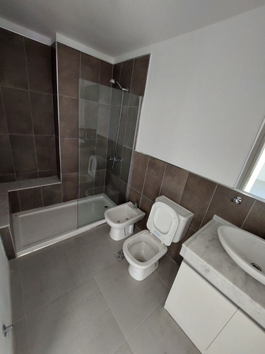 Imagen 6 de 26 de Vendo Duplex Miradores De Manantiales Ii 3 Dormitorios Patio Cochera Doble Seg