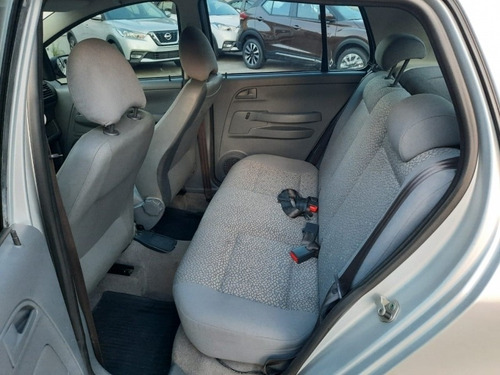 Volkswagen Fox 1.6 Mi Plus 8v Flex 4p Manual 2006/2006