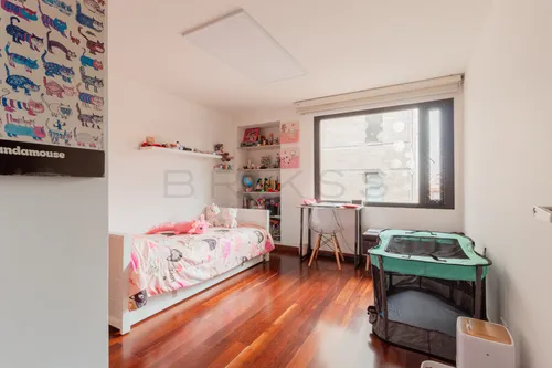 Apartamento En Venta En Los Rosales. Cod V6639
