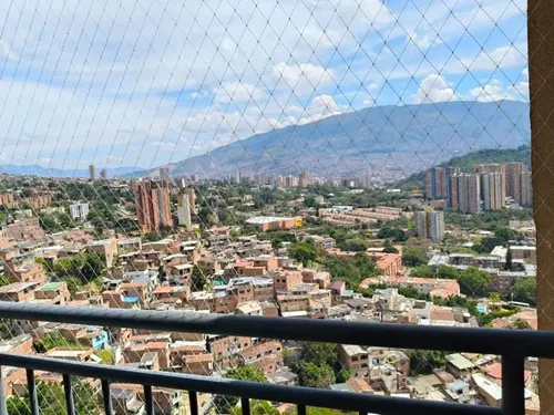 Apartamento En Venta En Senderos De La 80 Medellin. Cod V13367