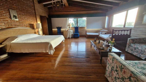 Inigualable Residencia En Venta En Jardines De Ahuatepec, Cuernavaca