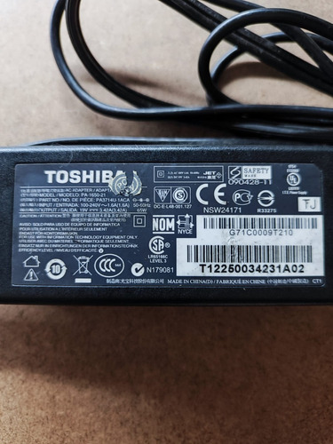 Cargador Toshiba 19v 3.42a 65w 5.55mm*2.61mm Pa-1650-21