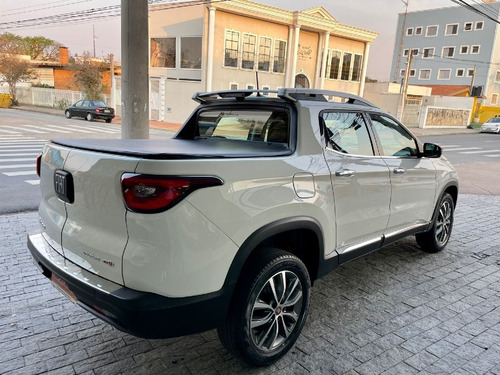 Imagem 5 de 10 de Fiat Toro 2.0 16v Turbo Diesel Volcano 4wd At9