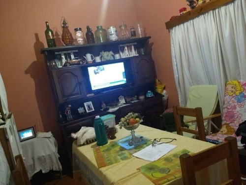 Imagen 5 de 9 de Casa En Venta En Ituzaingo