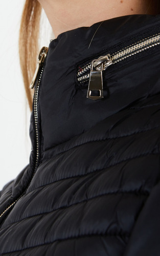 Imagen 6 de 6 de Campera Mujer Inflable Capucha Oculta Y Talle Especial