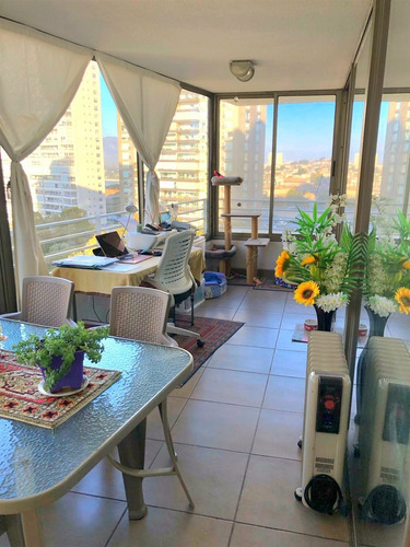 Departamento En Venta De 2 Dorm. En Concón
