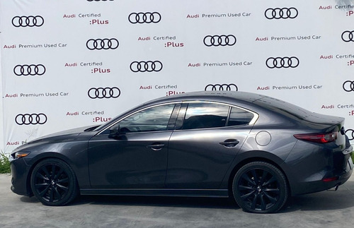 Imagen 2 de 14 de Mazda 3 I Grand Touring 2020