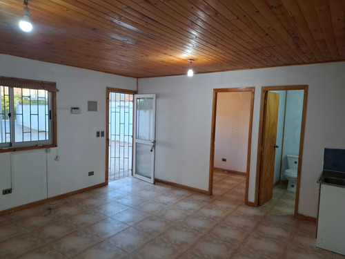 Local Comercial Con Casa (99964)