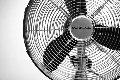 Imagen 5 de 6 de Ventilador De Mesa 12 Protalia Diseño Metálico Retro Cobre Color De La Estructura Cromado