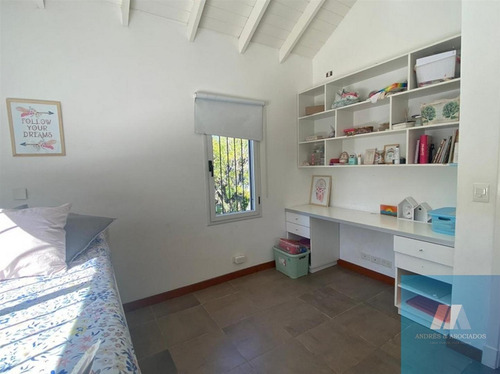 Imagen 13 de 26 de Venta Casa Bella Vista, Lote 628 Mts²
