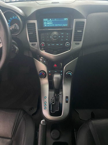 Imagem 6 de 9 de Cruze