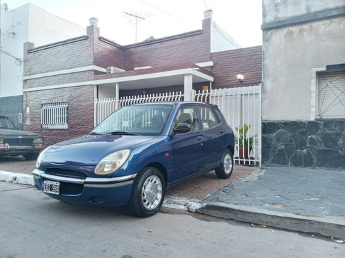 Daihatsu Sirion 2001 1.0 Mt