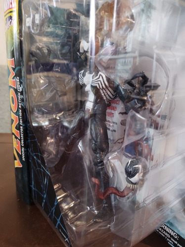 Figura Diamond Select Toys Venom Special Collector Edition (Usado)