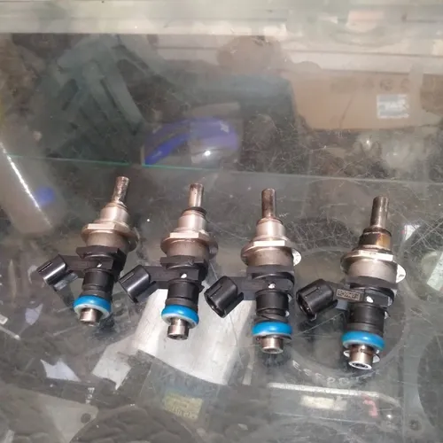 2 Inyectores Mazda Cx7 2.3 2008 (Usado)