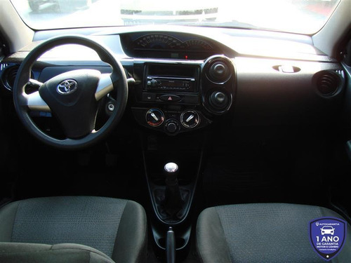 Etios 1.5 X Sedan 2014 - 49.000km