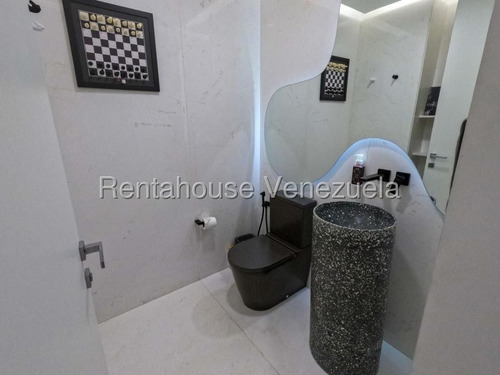 Csalad Apartamento (dúplex) En Venta En Campo Alegre, Distrito Metropolitano