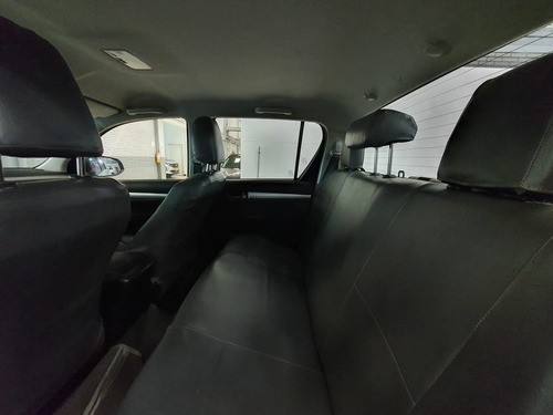 Toyota Hilux 147 Hp Dc 2.4 4x4 Die 2018 Egv914