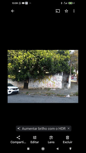 Terreno Com Um Cômodo!