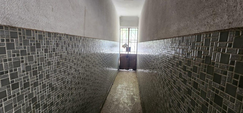 Casa 5 Amb A Refaccionar C/ Galpón 292 M² Edif. - Mataderos