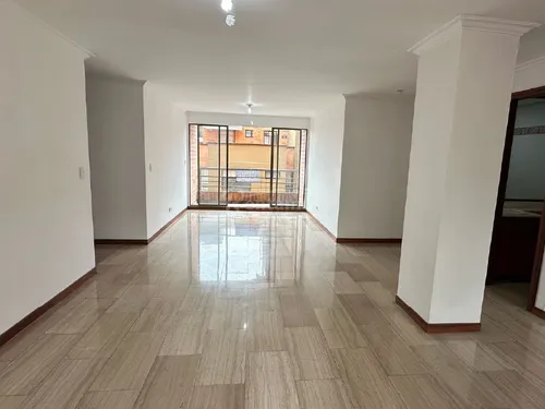 Apartamento En Venta En Conquistadores. Cod V776097