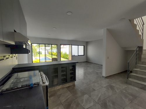 Casa Nueva En Brisas De Cuernavaca, Temixco Morelos.