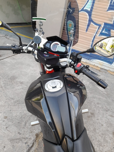 Imagen 15 de 23 de Benelli Tnt25