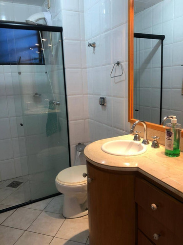Imagem 9 de 15 de Apartamento 02 Dormitórios Na Quadra Do Mar Em Canasvieiras - 4022