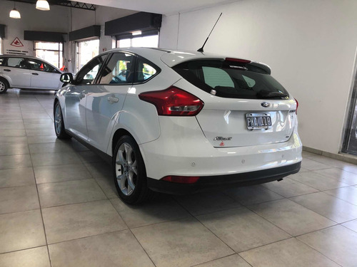 Ford Focus Iii 2.0 Sedan Se Plus Mt 2015