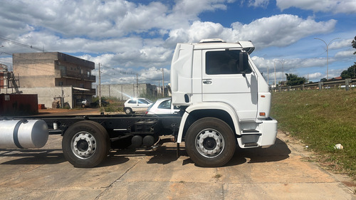 18-310 No Bitruck Com 08 Pneus Novos E Cabine Estendida