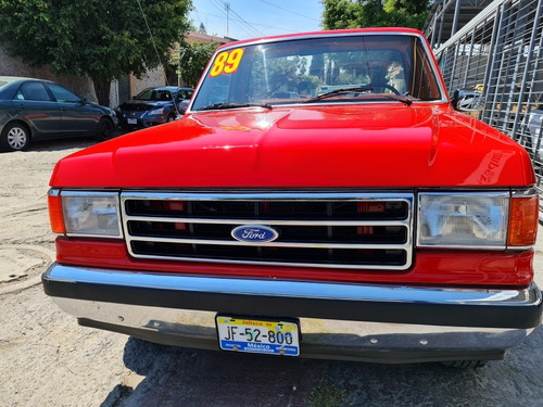 Imagen 2 de 12 de Ford F-150 Estandar 8 Cil.