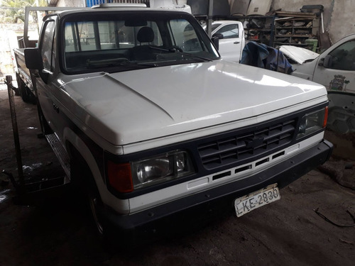 Imagem 1 de 6 de Chevrolet C 20 Gasolina Stand