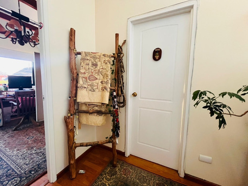 Casa 5d 3b Quincho Dentro De Pje. Cerrado Con Portón Automát