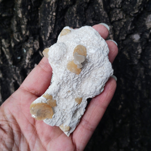 Estilbita En Matriz. Piedras Energéticas De Colección