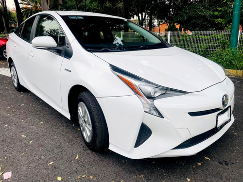 Toyota Prius 1.8 CVT