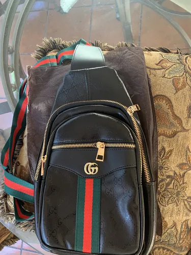 Pechera para hombre gucci new arrivals