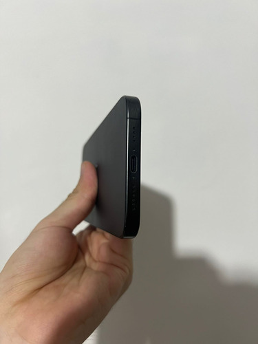 Apple iPhone 15 Pro Max (256 Gb) - Titanio Negro (Usado)