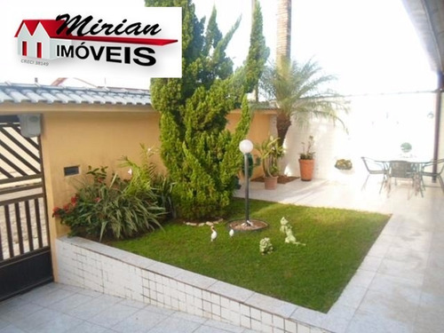 Imagem 2 de 30 de Casa Em Bairro Nobre A 600 Metros Da Praia Com 4 Dormitorios - Ca00754 - 3230064