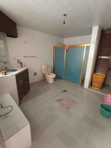 Casa En Venta A Una Calle Del Metro San Andrés Tomatlán, A 8 Min Del Zoológico Los Coyotes Y A 5 Min De Portal Lomas Estrella, En Calle Roberto Fulton Colonia Nuevo Fuego, Iztapalapa, Cdmx - Lc25-zf