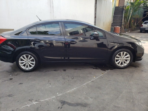 Imagem 3 de 8 de Honda Civic 2013 1.8 Lxs Flex 4p