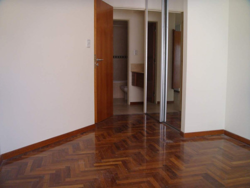 Vendo Departamento 1 Dormitorio - Nueva Córdoba - Zona Terminal Y Parque Sarmiento