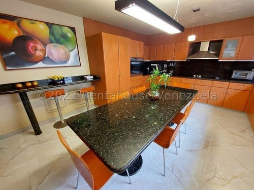 Imagen 8 de 21 de Livy Ramírez Vende Casa En Macaracuay Mls #23-13420