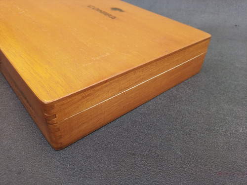 Cenbox: Viejo Caja Abano Cohiba Esplendidos Ok Lxb (Usado)