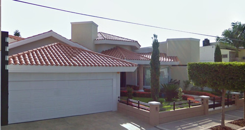 Casa En Venta En Sábalo Country, Mazatlán, Sinaloa.